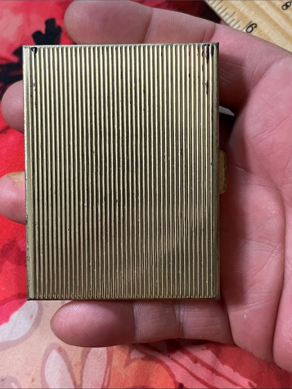 Antique Silver Engraved Rectangular Compact Case - Picture 4 of 13
